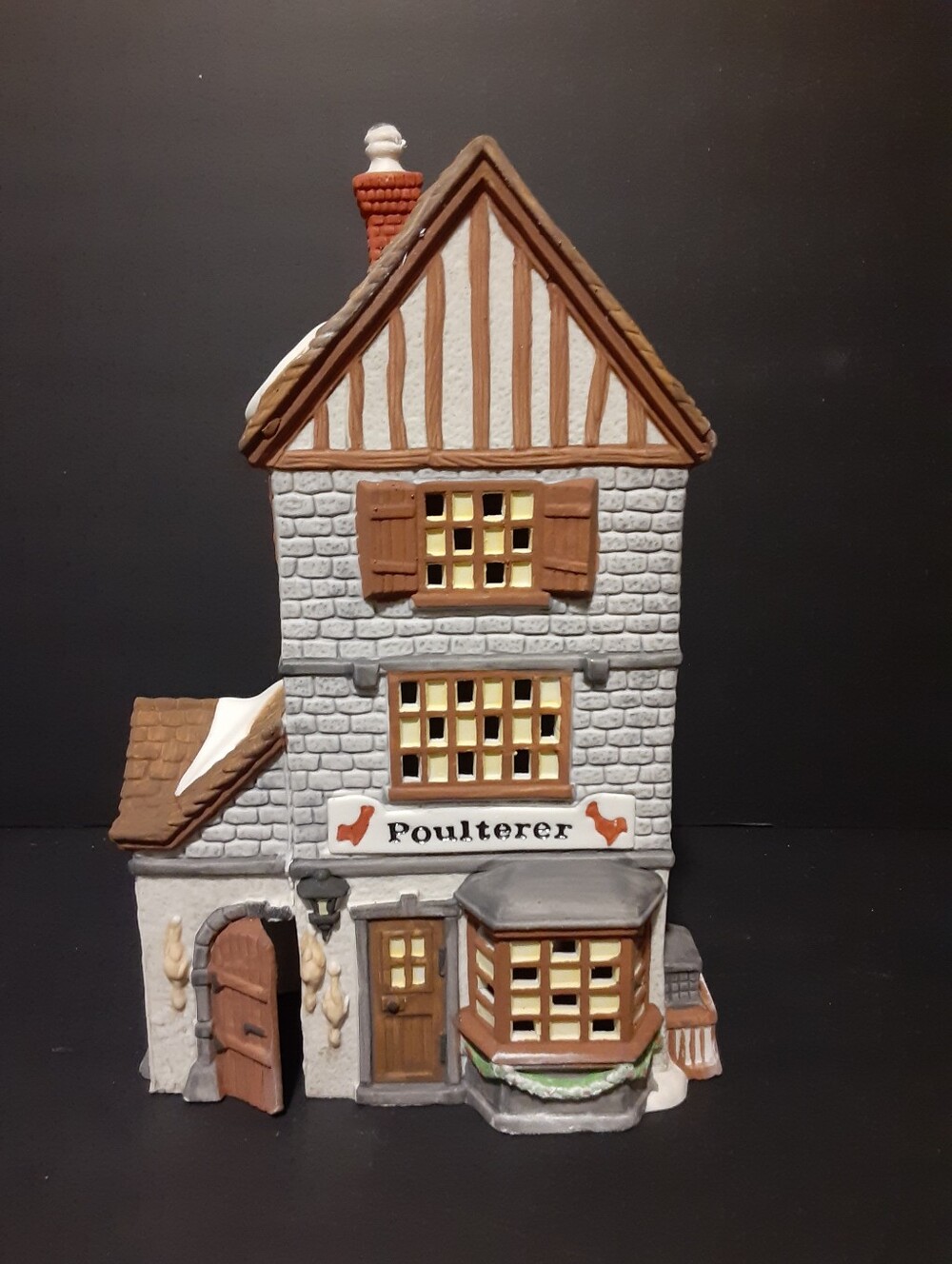 Department 56 "Poulterer" # 5926-9 Vintage Christmas Village Dicken's Series